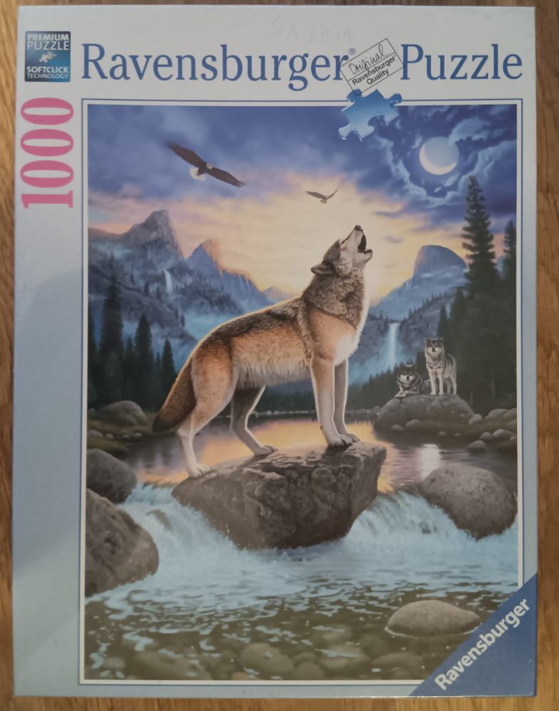 1000, Ravensburger, Call of the Wolf, by Chris Hiett, Factory Sealed Image of the puzzle 1000, Ravensburger, Call of the Wolf, by Chris Hiett, Picture of the box