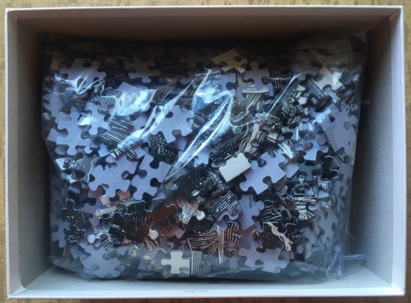 Image of the puzzle 1000, Hachette Livre, Les Quatre Cavaliers de l'Apocalypse, by Førtifem, Complete, Picture of the bag
