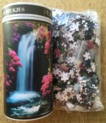 Image of the puzzle 1000, Avec, Waterfall, Complete, Picture of the bag