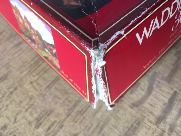 Image of the puzzle 3000, Waddingtons, Alsace, France, Sealed Bag, Picture of the corner