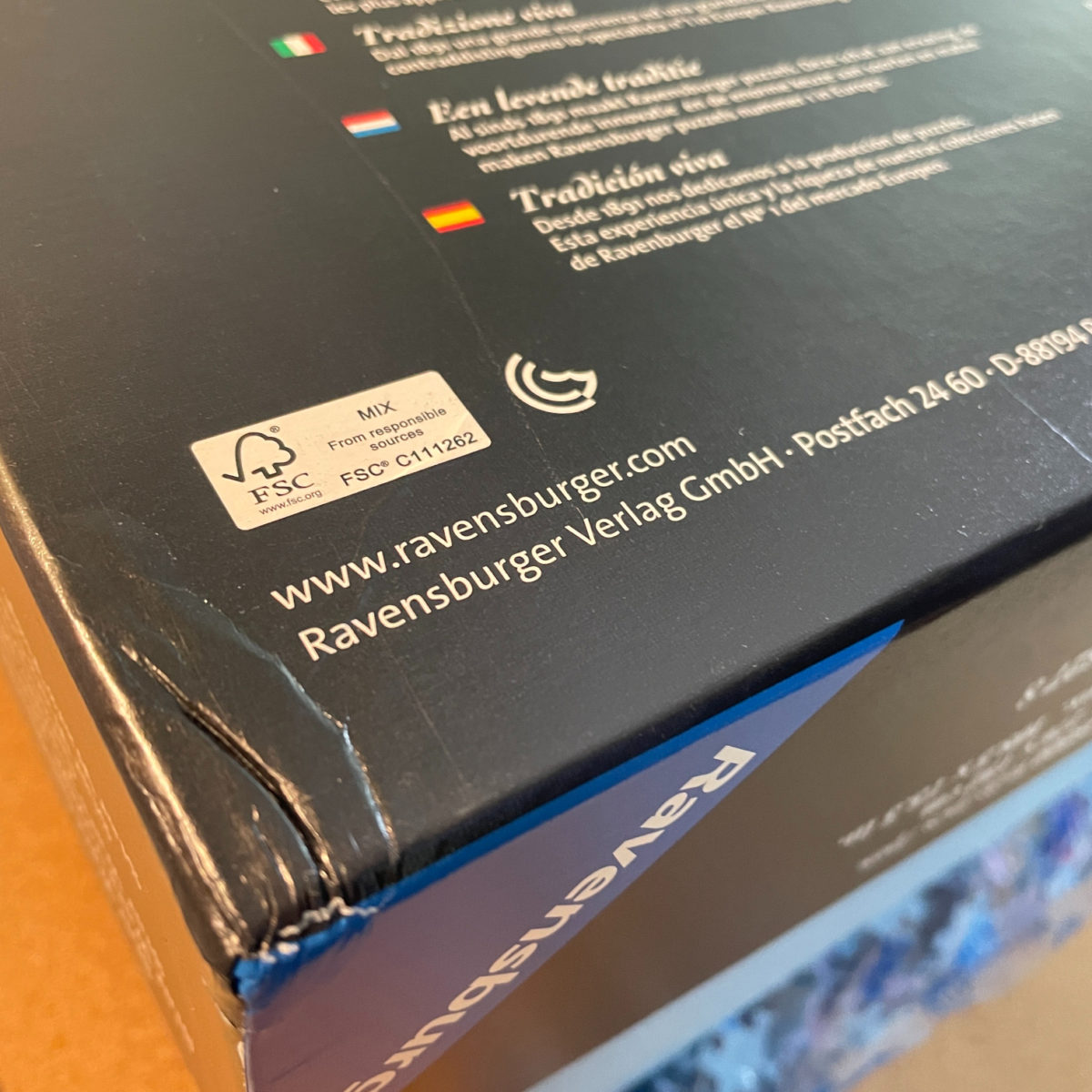 Image of the puzzle 18000, Ravensburger, Star Wars Galactic Time Travel, Sealed Bag, Detail of the Box