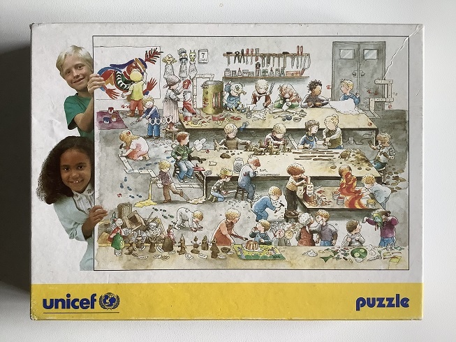 200, Unicef, Code 0700, Complete, Listed by Jacoba Image of the puzzle 200, Unicef, Code 0700, Complete, Picture of the Box