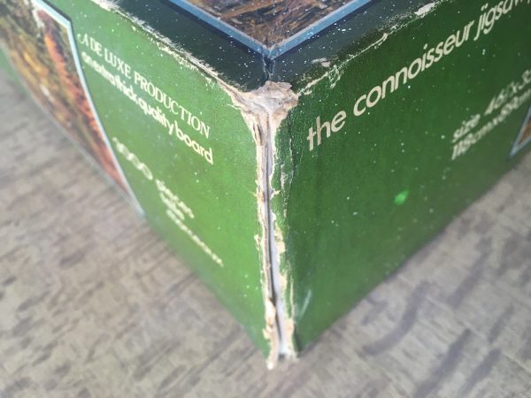 Image of the puzzle 3000, Arrow, The Connoisseur Jigsaw Puzzle 5410, Sealed Bag, Picture of the corner